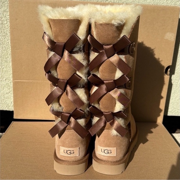 UGG Bailey Bow Tall II Boot - Picture 2 of 11